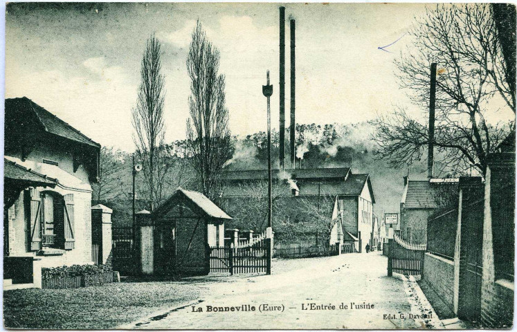 Bonneville-sur-Iton (la). L'Entrée de la Bonneville.
