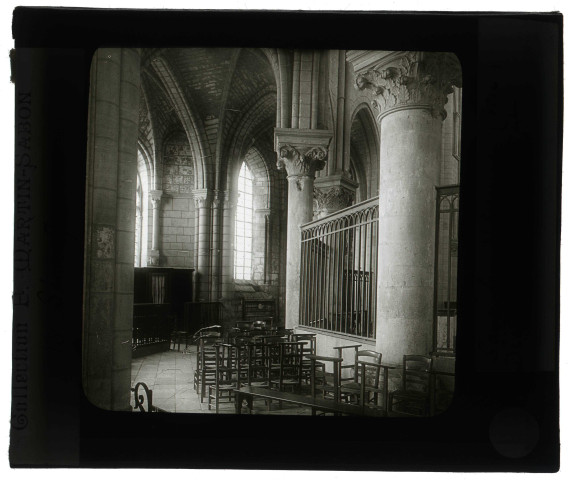 Église de Saint-Leu-d'Esserent (Oise), déambulatoire côté sud.
