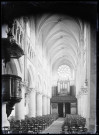 Nef et buffet d'orgues de l'abbaye de la Trinité de Fécamp (Seine-Maritime).