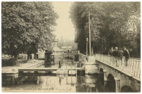 Louviers-Ville. Le Canal et le Boulevard Postel.