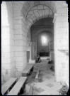 Intérieur de l'église de Fiquefleur-Équainville (Eure).