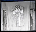 Chasuble de l'église Saint-Martin de Bézu-la-Forêt (Eure, France).