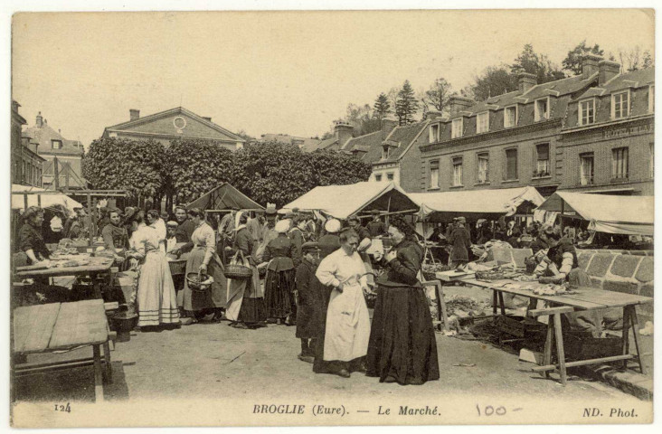 Broglie. Le Marché.
