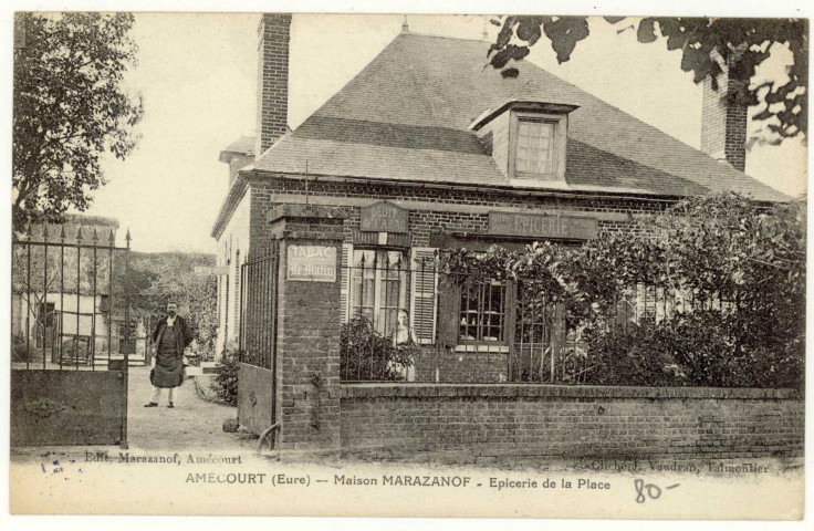 Amécourt. Maison Marazanof, épicerie de la place.