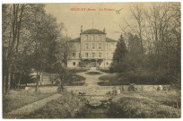 Hécourt. Le Château.