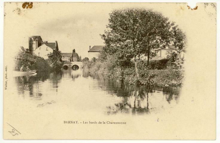 Bernay. Les bords de la Charentonne.