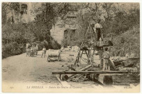 Caumont. Entrée des Grottes de Caumont.
