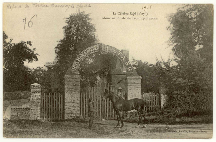 Boissey-le-Châtel. Le Célèbre Képi (1'27'') Gloire Nationale du Trotting-Français.