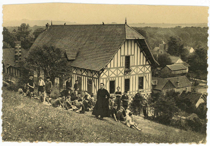 Sainte-Geneviève-lès-Gasny. Colonie de vacances «L'Abri Ste Geneviève.