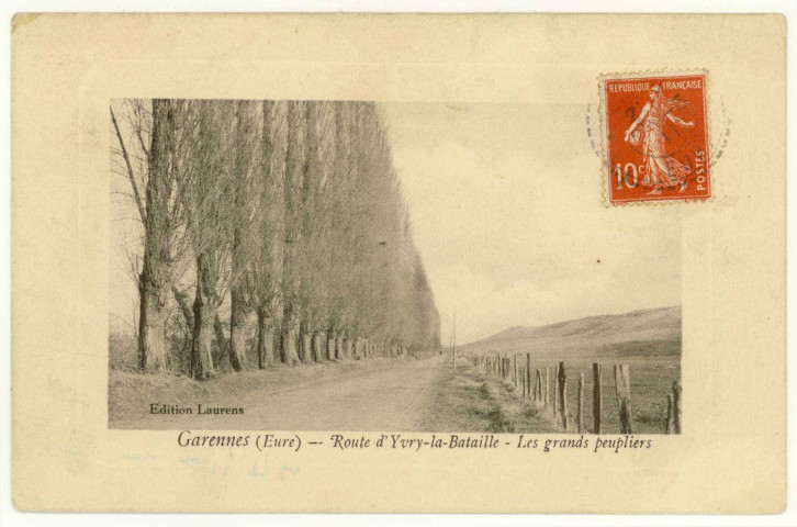 Garennes-sur-Eure. Route d'Ivry-la-Bataille - Les grands peupliers.