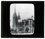 Cathédrale Notre-Dame de l'Assomption de Clermont-Ferrand (Puy-de-Dôme), côté sud.