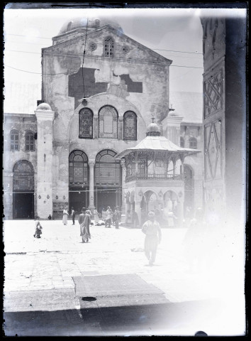 Façade de la mosquée de Damas (Syrie).