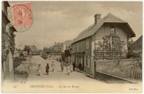 Drucourt. La Rue de Bernay.