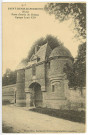Saint-Denis-le-Ferment. Porte d'entrée du Château Epoque Louis XIII.