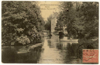 Amfreville-sur-Iton. Le Château. Vue sur l'Iton.