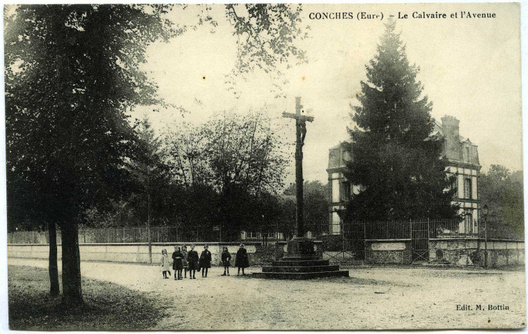 Conches-en-Ouche. Le Calvaire et L'Avenue.