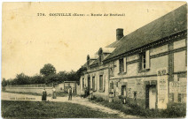 Gouville. Route de Breteuil.