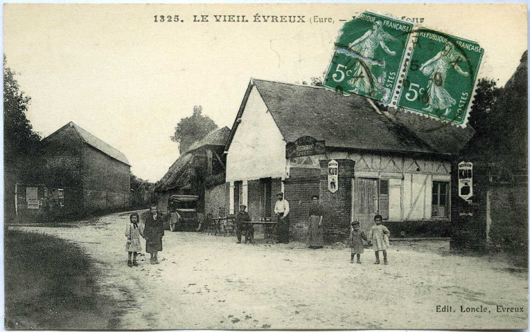Vieil-Évreux (Le). Le Carrefour.