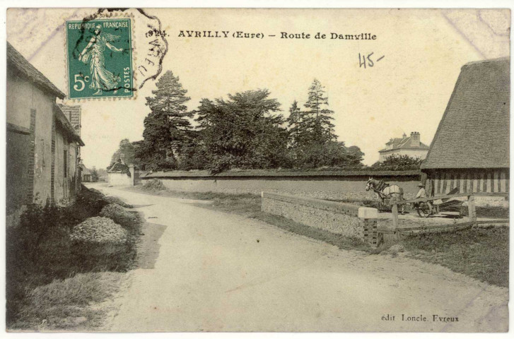 Avrilly. Route de Damville.