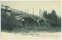 Saint-Pierre-du-Vauvray. Le Pont.
