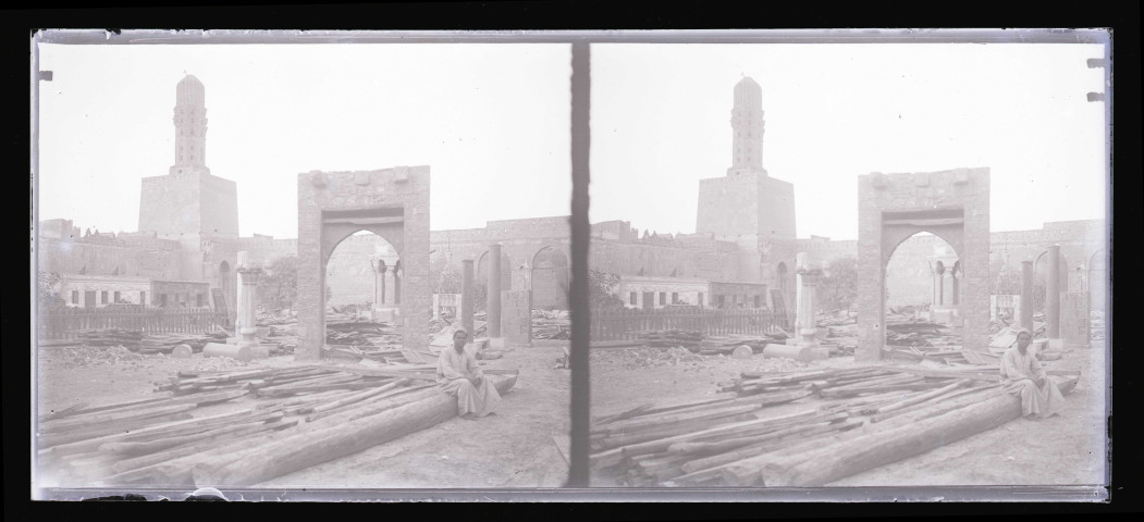 Minaret de la mosquée El-Hakim au Caire (Égypte).