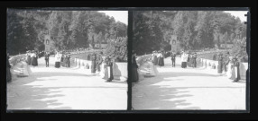 Procession religieuse à Lourdes (Hautes-Pyrénées).