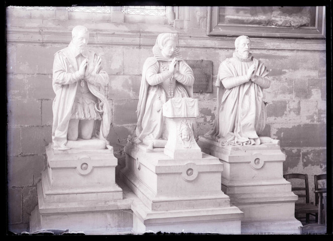 Monument funéraire des Villeroy de l'église de Magny-en-Vexin (Val-d'Oise).