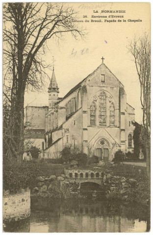 Marcilly-sur-Eure. Environs de Dreux - Le Château du Breuil. Façade de la chapelle.