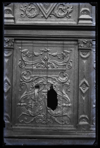 Détails des menuiseries des stalles de l'église Notre-Dame d'Écouis (Eure).