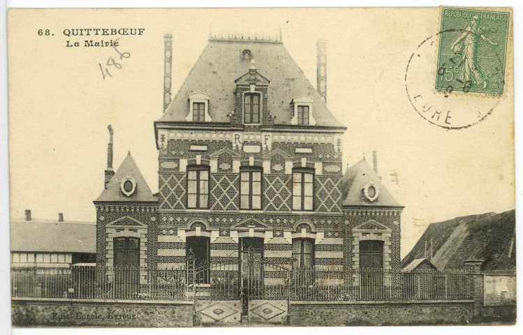 Quittebeuf. La Mairie.