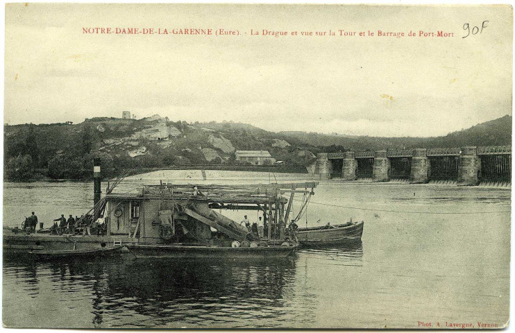 Port-Mort. Notre-Dame-de-la-Garenne. - La Drague et vue sur la Tour et le Barrage de Port-Mort.
