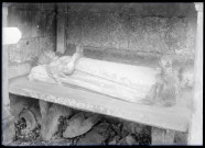 Statue funéraire en marbre blanc de Madeleine le Roy Chavigny, femme de Jean de Rouville, morte en 1558 de l'église d'Alizay (Eure).