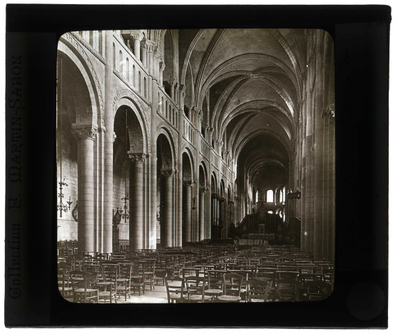 Église abbatiale de la Trinité de l'abbaye aux Dames de Caen (Calvados), intérieur.