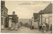 Andé. Route de Saint Pierre du Vauvray.