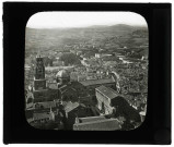 Cathédrale Notre-Dame-de-L'Annonciation et ville du Puy-en-Velay (Haute-Loire), vue générale.