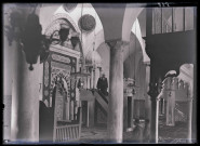 Intérieur de la grande mosquée d'Adana (Turquie) (notice PA).