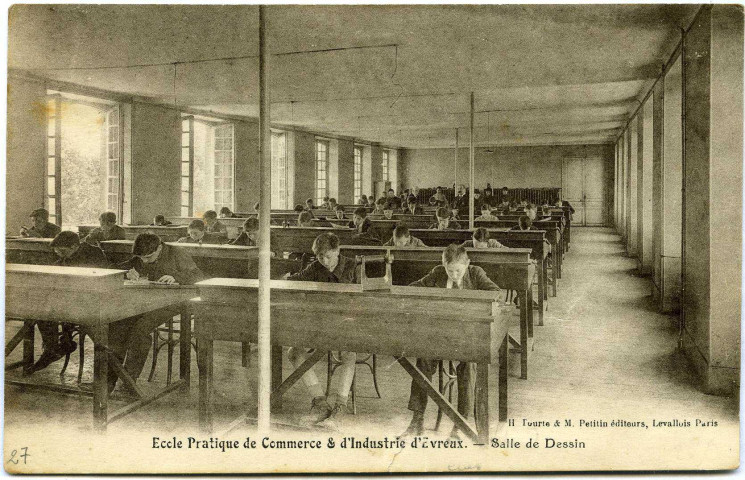Evreux-Ville. École Pratique de Commerce et d'industrie - Salle de Dessin.