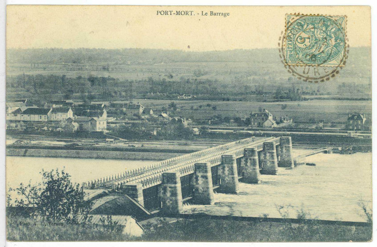 Port-Mort. Le Barrage.