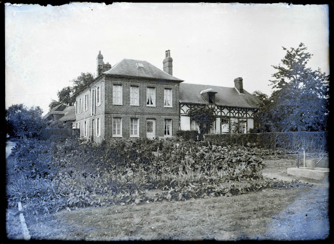 Maison normande et potager de Rosay-sur-Lieure (Eure).