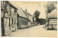 Piencourt. Maison Vve Doguet.