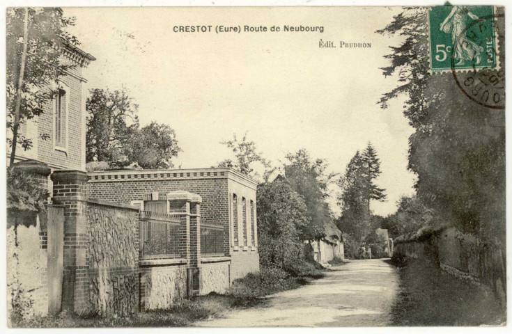 Crestot. Route du Neubourg.