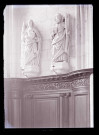 Statue de Sainte-Barbe et statue de Saint-André de l'église de Saint-Riquier (Somme).