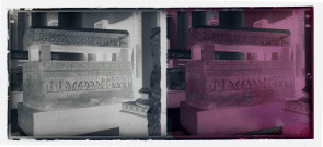 Salle et collections d'un musée égyptien.