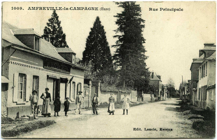 Amfreville-la-Campagne. Rue Principale.