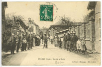 Puchay. Rue de la Mairie.