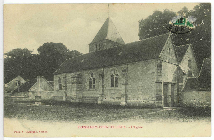 Pressagny-l'Orgueilleux. L'Eglise.