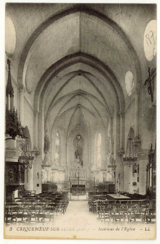 Criquebeuf-sur-Seine. Intérieur de l'Eglise.