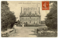 Boisset-les-Prévanches. Façade du Château.