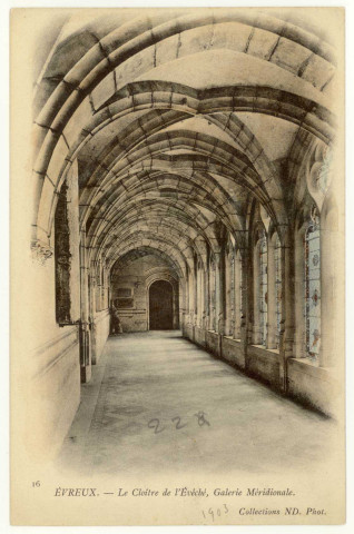Evreux-Ville. Le Cloître de l'Evêché, Galerie Méridional.