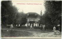 Houville-en-Vexin. Propriété dans l'intérieur du pays.